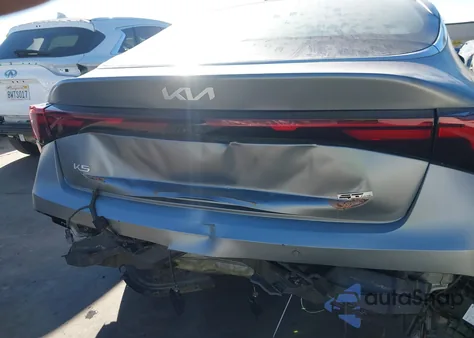 2025 Kia K5 Gt-Line z USA, uszkodzony, nr VIN KNAG64J78S5325904